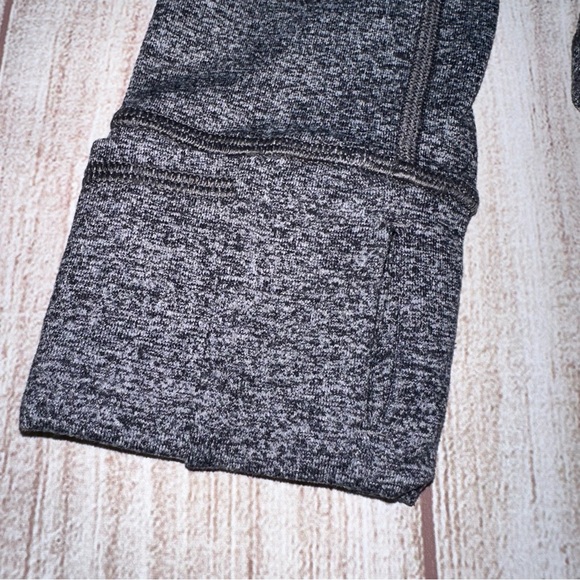 Lululemon Zip and Leggings Set - Picture 9 of 15